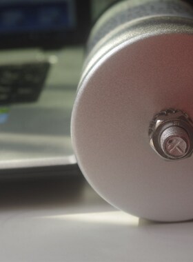 1100V500UF薄膜电容器 1100V 500uf,D86*174mm保5年 寿10年