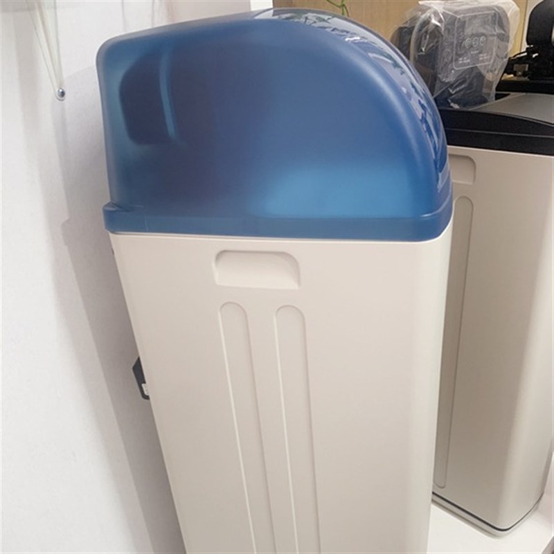2吨款式蓝色带罩款家用软水机外壳软水机箱体设备外壳配树脂罐盐