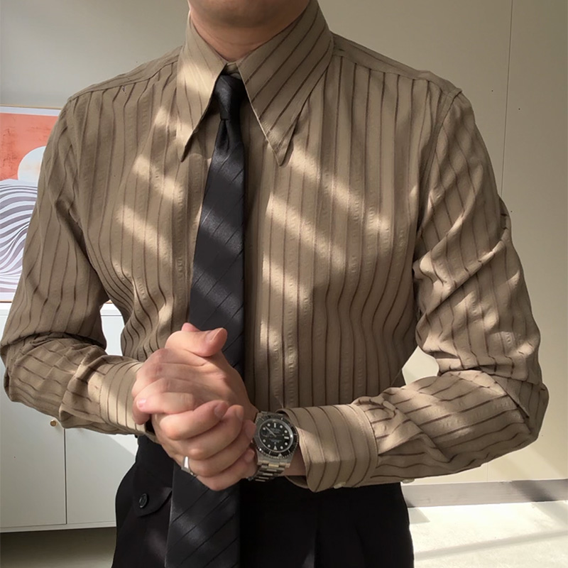 春夏季长尖领休闲泡泡纱长袖衬衫