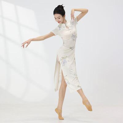 古典舞蹈服装旗袍旗开得胜复古女