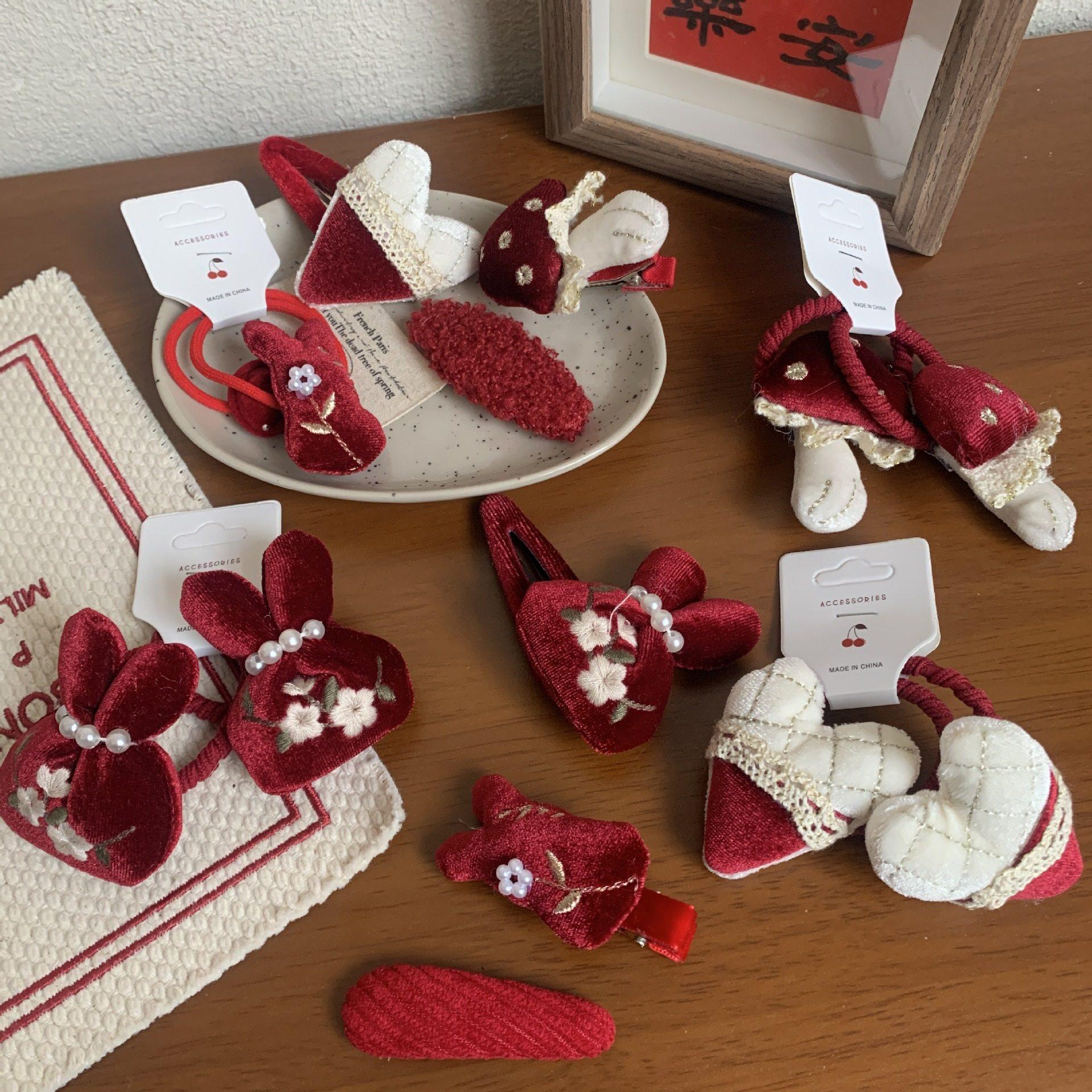 新款韩系红色新年刺绣珍珠口袋爱心丝绒兔子小熊蘑菇BB夹发绳发饰,饰品/流行首饰/时尚饰品新,发饰,淘宝优惠券,粉丝福利购,淘宝优惠卷