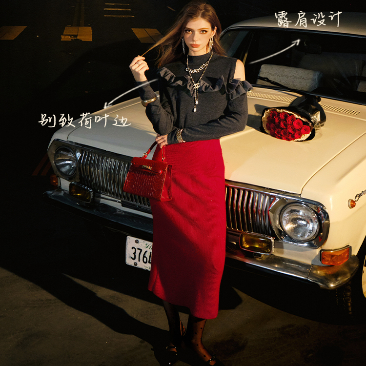 【添添kindiy】CHICHY千金露肩设计感修身毛针织衫CW0D006254