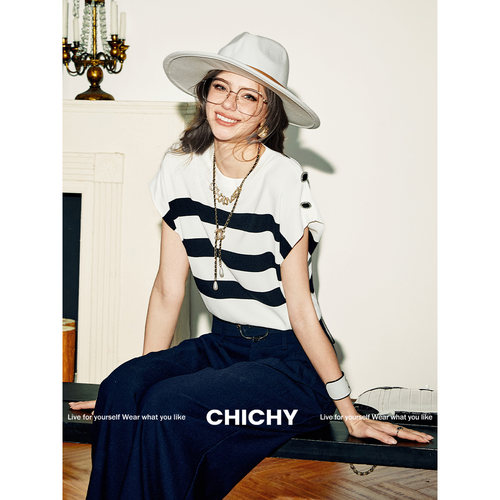【妞妞专享】CHICHY法式名媛风黑白条纹毛针织衫CW0C003252