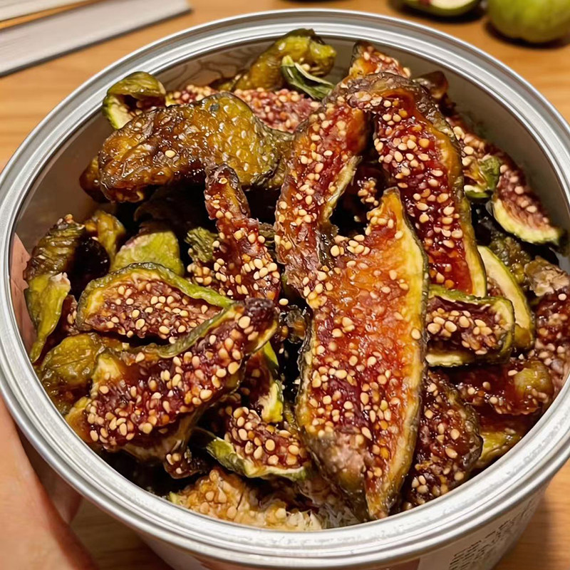 忍不住多吃几个！青皮无花果干软糯即食果脯小零食无糖水果干