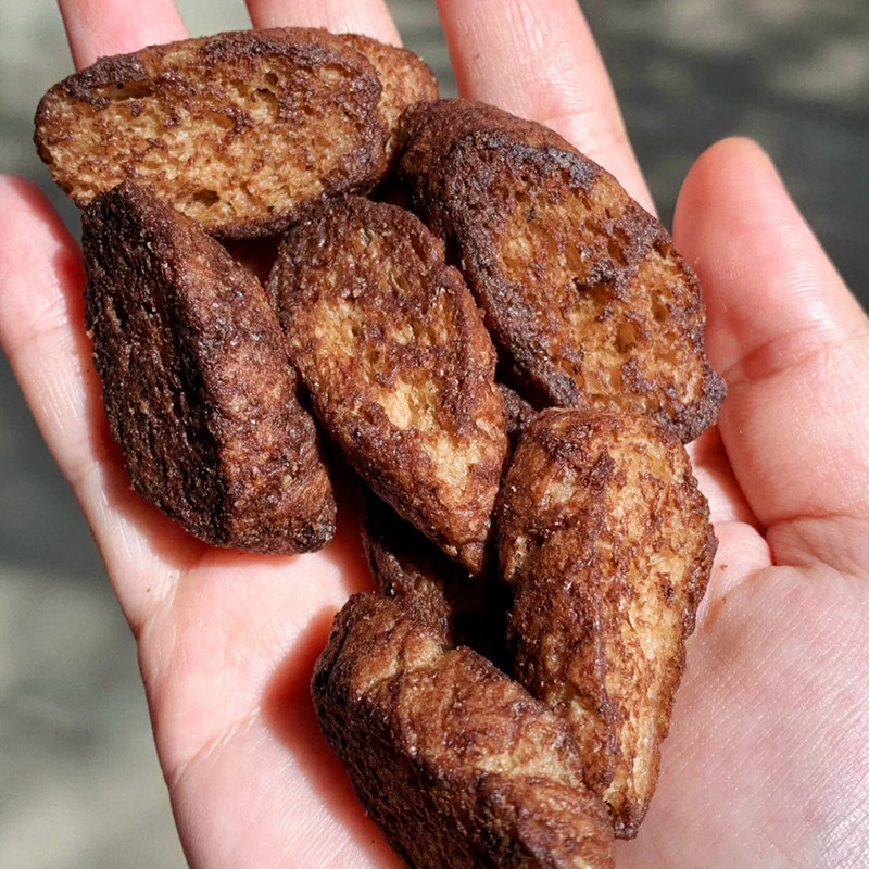 谁吃谁爱~莲木叙黑巧面包脆巧克力芝士味奶香玉米脆面包干小零食,零食/坚果/特产,夹心饼干,淘宝优惠券,粉丝福利购,淘宝优惠卷