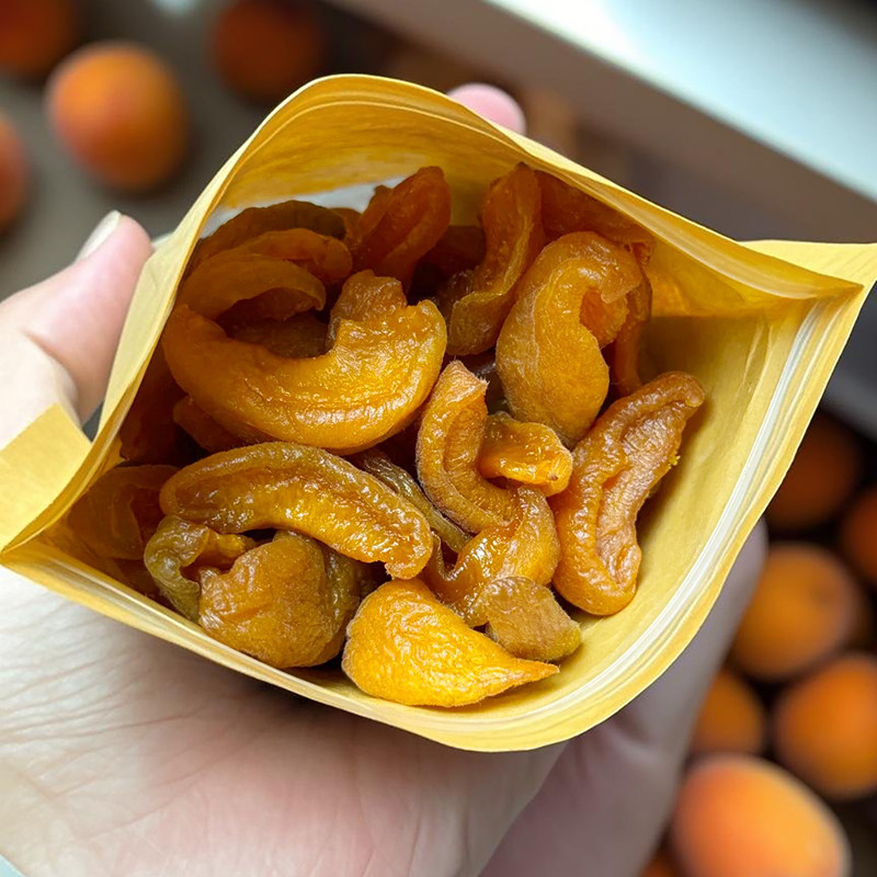 酸杏脑袋速冲啊！酸杏条杏脯干山西特产杏干条酸甜味办公休闲小吃