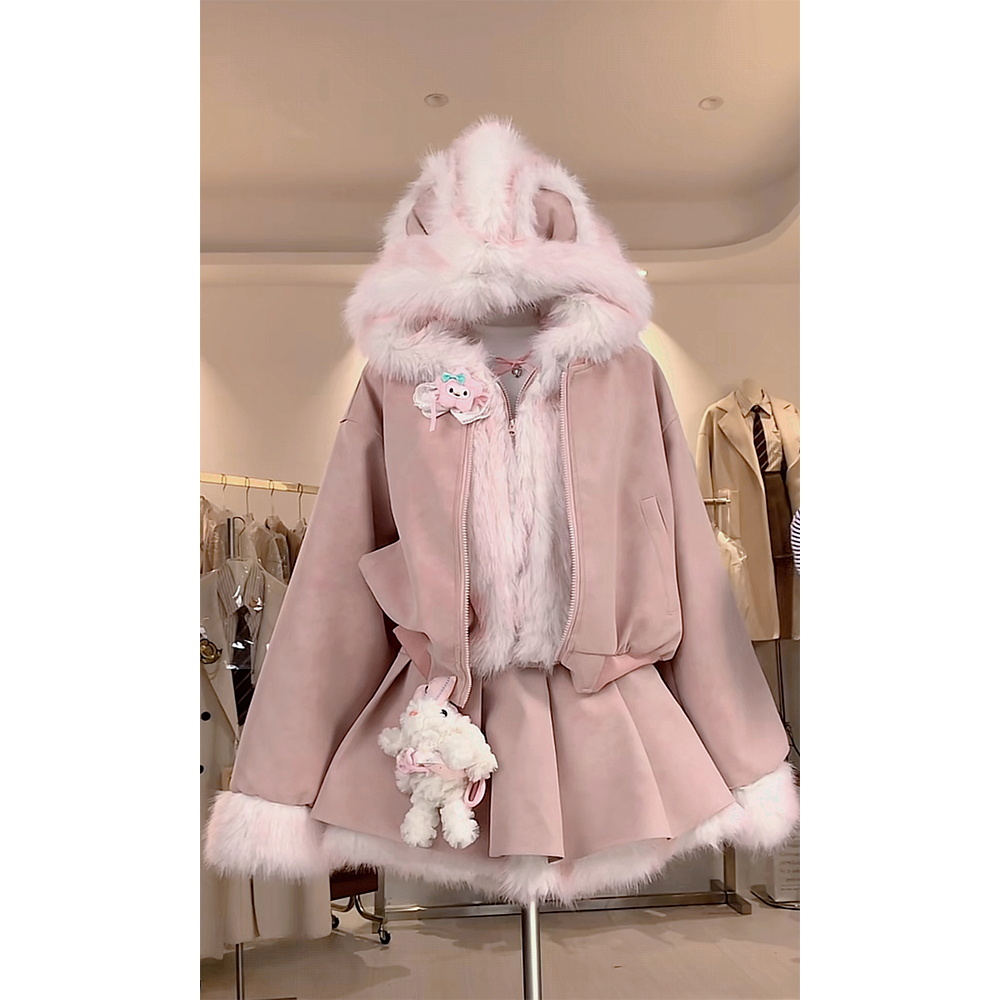 甜美可爱少女毛绒绒套装气质减龄