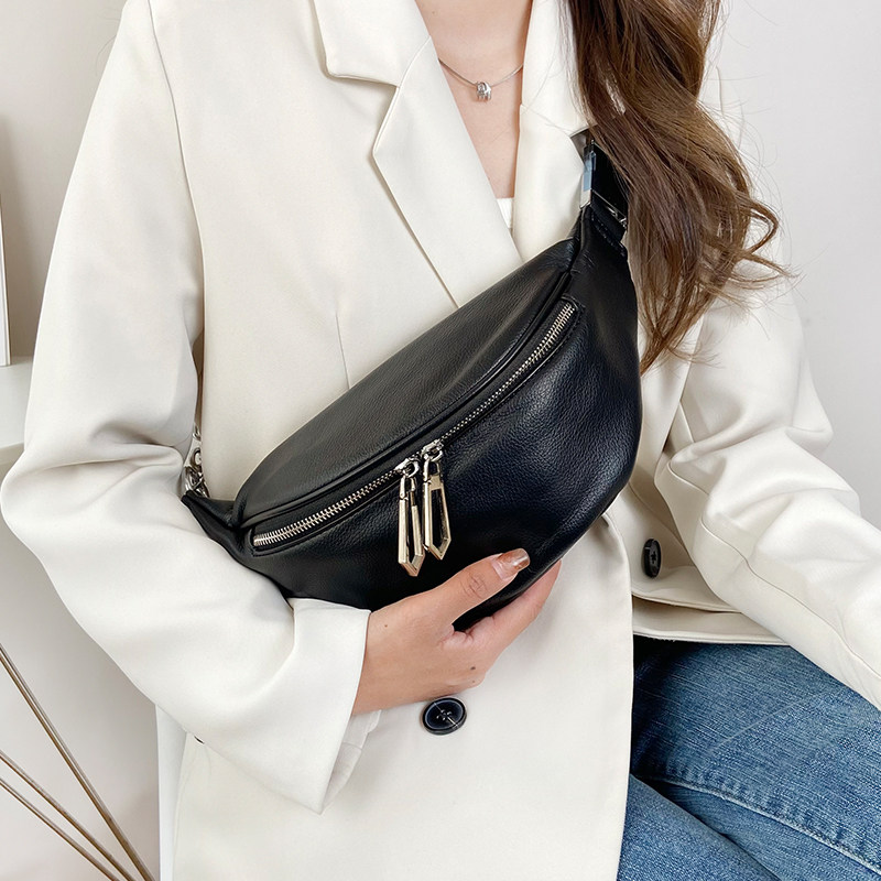 2023新款时尚小包真皮休闲韩版胸包女潮流链条小挎包单肩包斜挎包,箱包皮具/热销女包/男包,胸包,淘宝优惠券,粉丝福利购,淘宝优惠卷