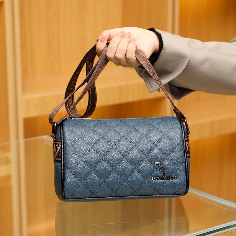 头层牛皮小包包女2023新款真皮枕头包时尚软皮单肩斜挎包宽肩带包,箱包皮具/热销女包/男包,通用款女包,淘宝优惠券,粉丝福利购,淘宝优惠卷