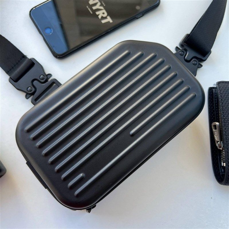 硬壳竖款胸包男斜挎包简约迷你行李箱背包旅行时尚单肩挎包防水,箱包皮具/热销女包/男包,胸包,淘宝优惠券,粉丝福利购,淘宝优惠卷