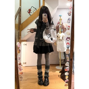 马甲高领打底衫 2025秋季 复古设计针织开衫 一整套装 黑色短裙女 新款