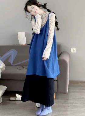 巨好看的早秋一整套学院慵懒宽松显白蓝色吊带针织裙子碎花打底衫