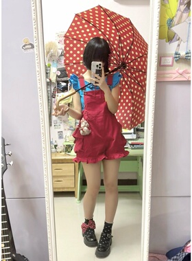 多巴胺小清新减龄红色背带短裤子女生夏季新款百搭蓝色打底衫套装