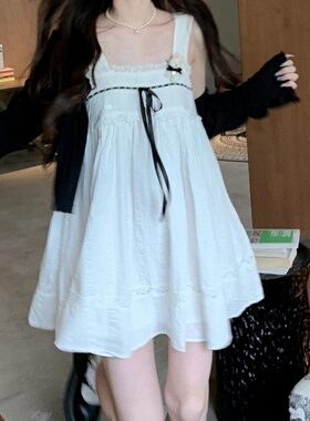 夏日绝美森系温柔风蕾丝拼接吊带连衣裙搭配黑色防晒衣两件套装女