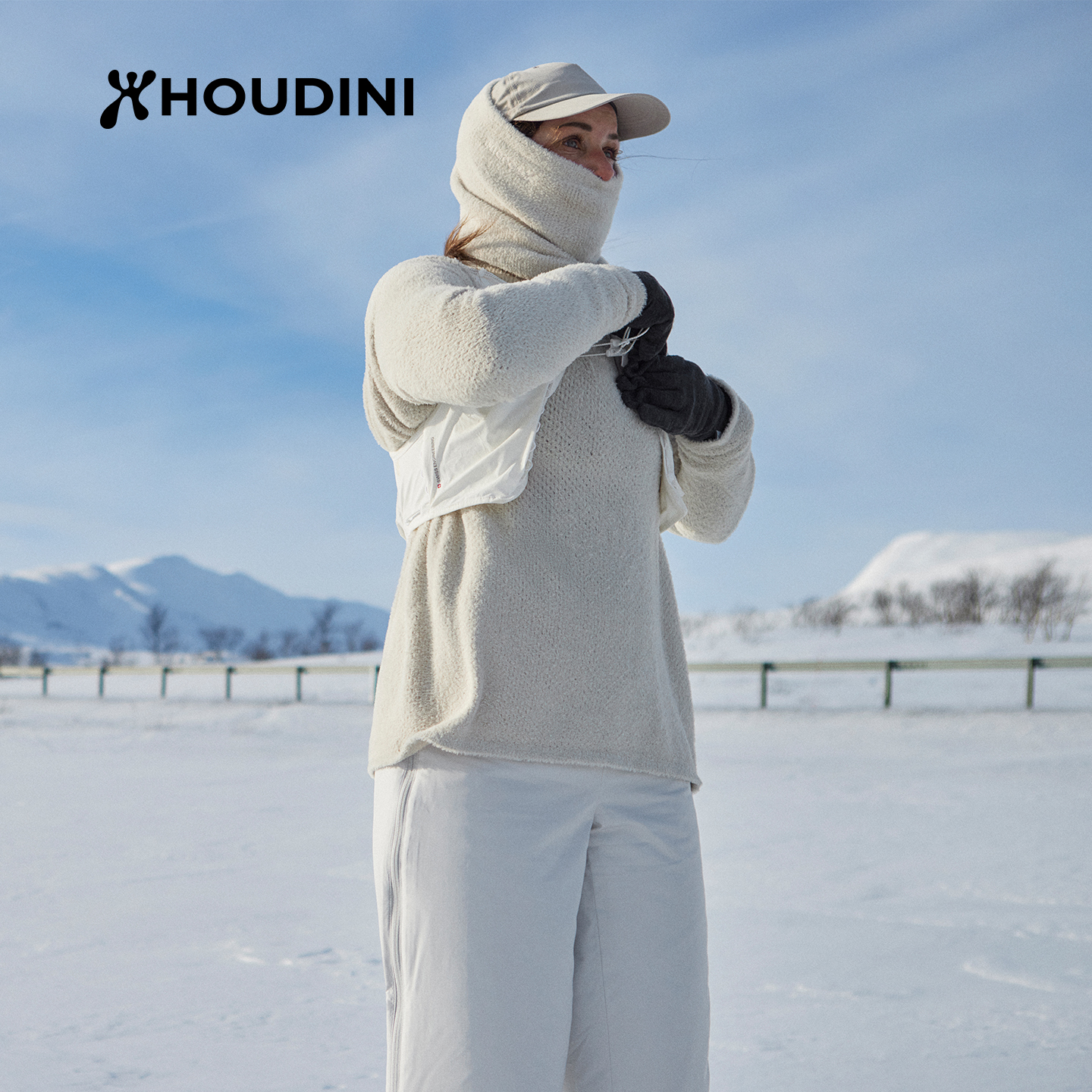 胡丁尼女保暖毛衣长袖衫