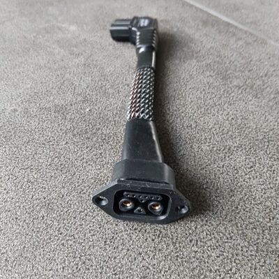 10平新国标电动车雅迪插座充电器转换线2+8锂电换电品字通用插头