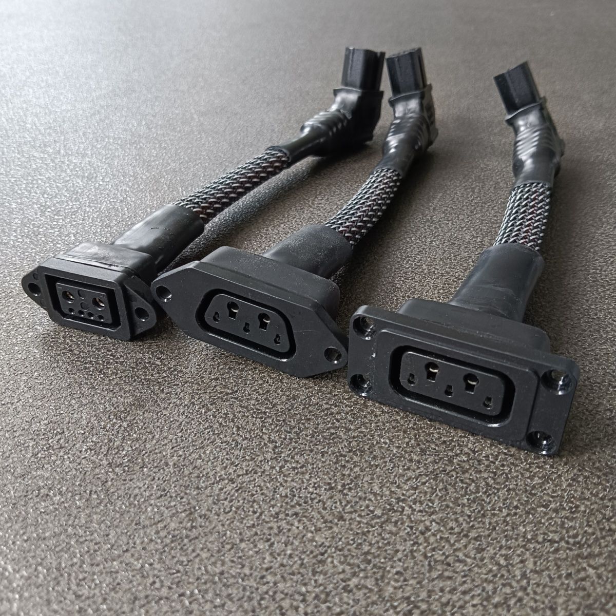 小牛10平方锂电公母转换原装转换接头转品字头小牛转换插头