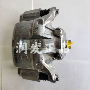 前刹车分泵 总成 前分泵 制动卡钳 专 前轮刹车卡钳 适配风度A33
