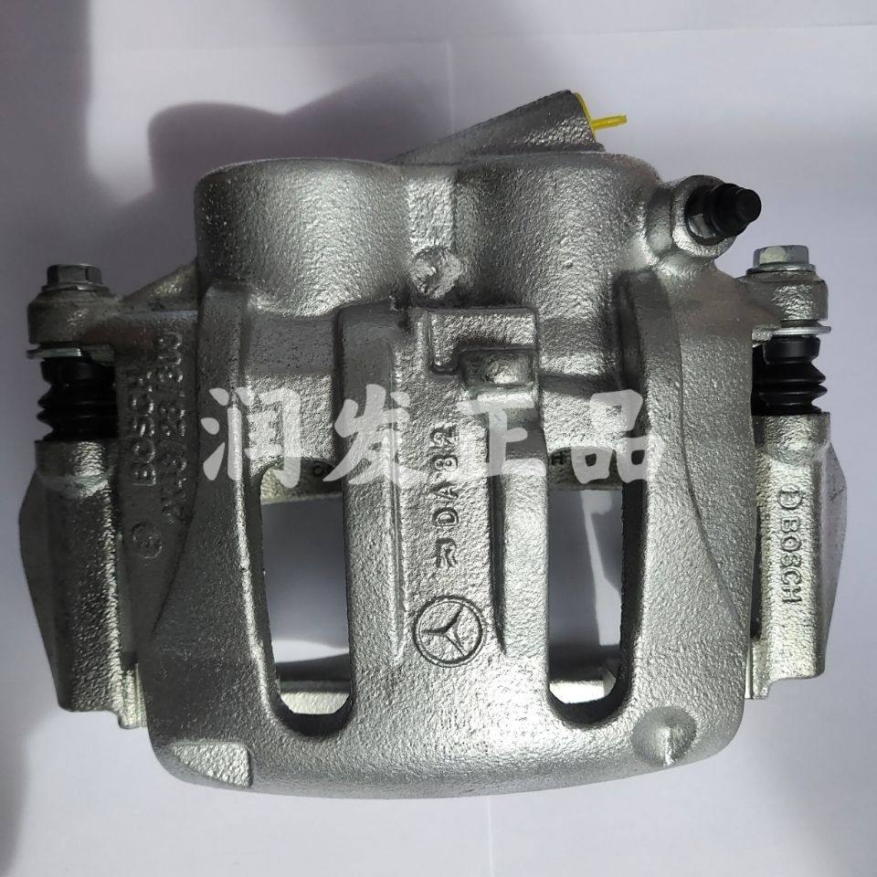 适配奔驰威霆 唯雅诺 W639 前分泵 前刹车分泵 前轮刹车卡钳 总成