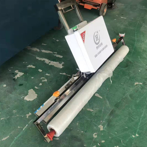 水泥路面覆膜机 混凝土路面振平薄膜覆盖机 锂电池混凝土覆膜机