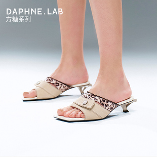 DAPHNELAB方糖蕾丝牛仔小猫跟凉拖26夏增高凉拖女鞋 舒适时髦 拖鞋