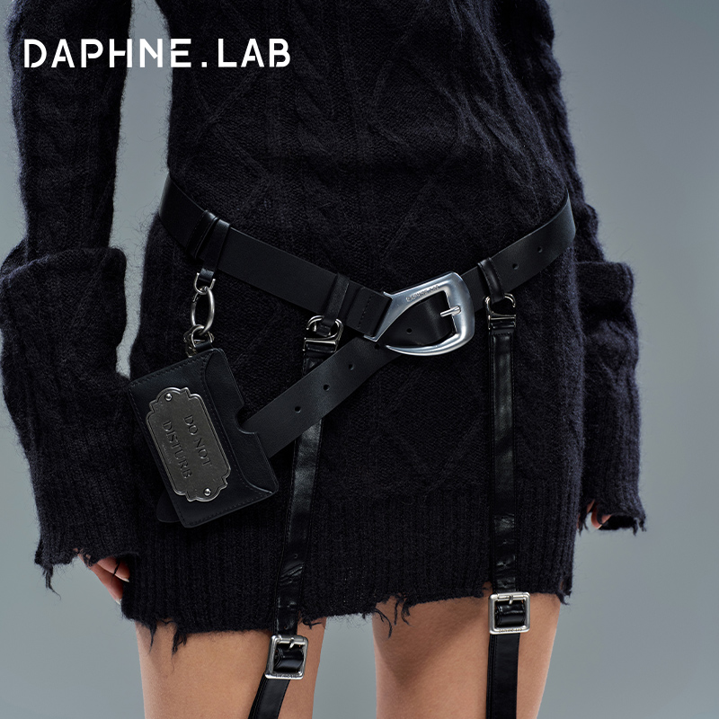 DAPHNELAB斜插腰带女