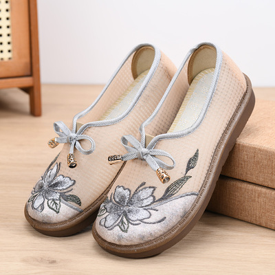 夏季新款老北京布鞋女网鞋透气网面绣花妈妈鞋镂空网眼汉服鞋软底