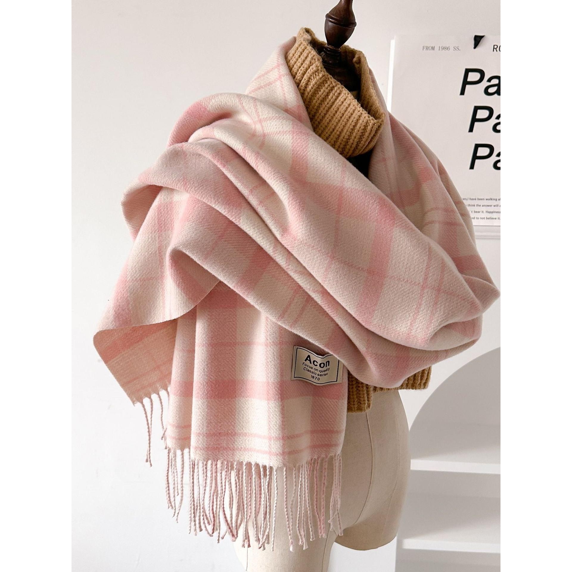 粉色格子围巾女士秋冬季2024新款高级感韩版百搭保暖护颈围脖潮流