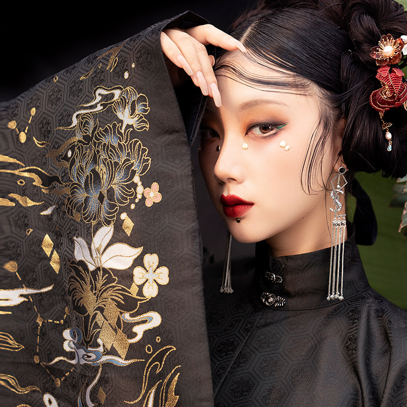 吉羊止止明制汉服妆花马面裙比甲上袄织金新款套装织银暗纹织锦缎