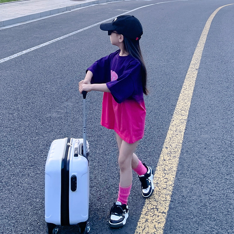 女童半袖T恤洋气夏装2023新款儿童休闲渐变大T夏季女大童宽松体恤