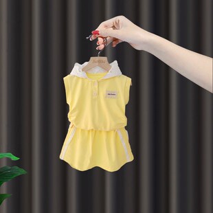 宝宝夏季连衣裙女童薄款套装运动风背心半裙两件套婴儿连帽公主裙