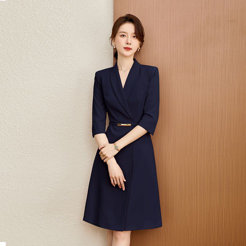 粉色职业装西装连衣裙高端女气质七分袖面试主持人美容师2024新款