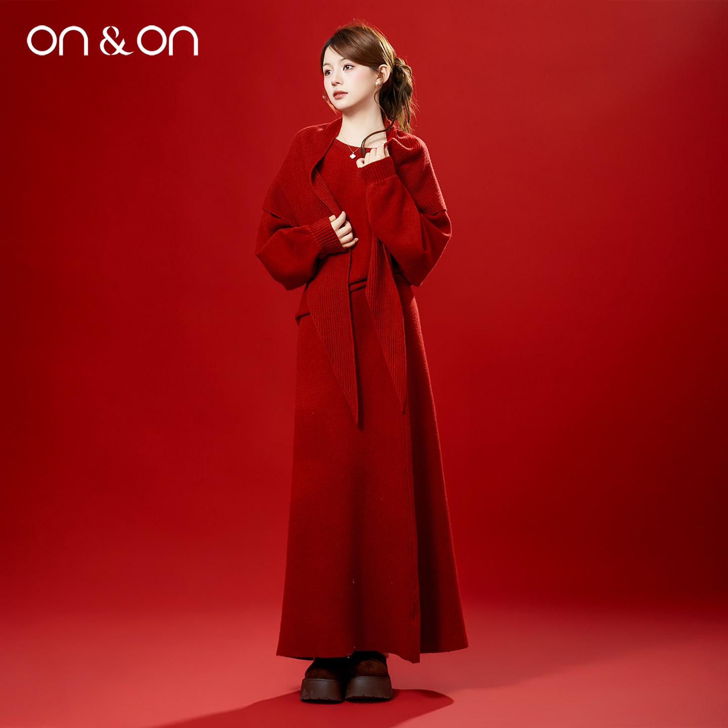 ON＆ON/安乃安2025冬季新款韩系贵感时尚气质简约针织套装三