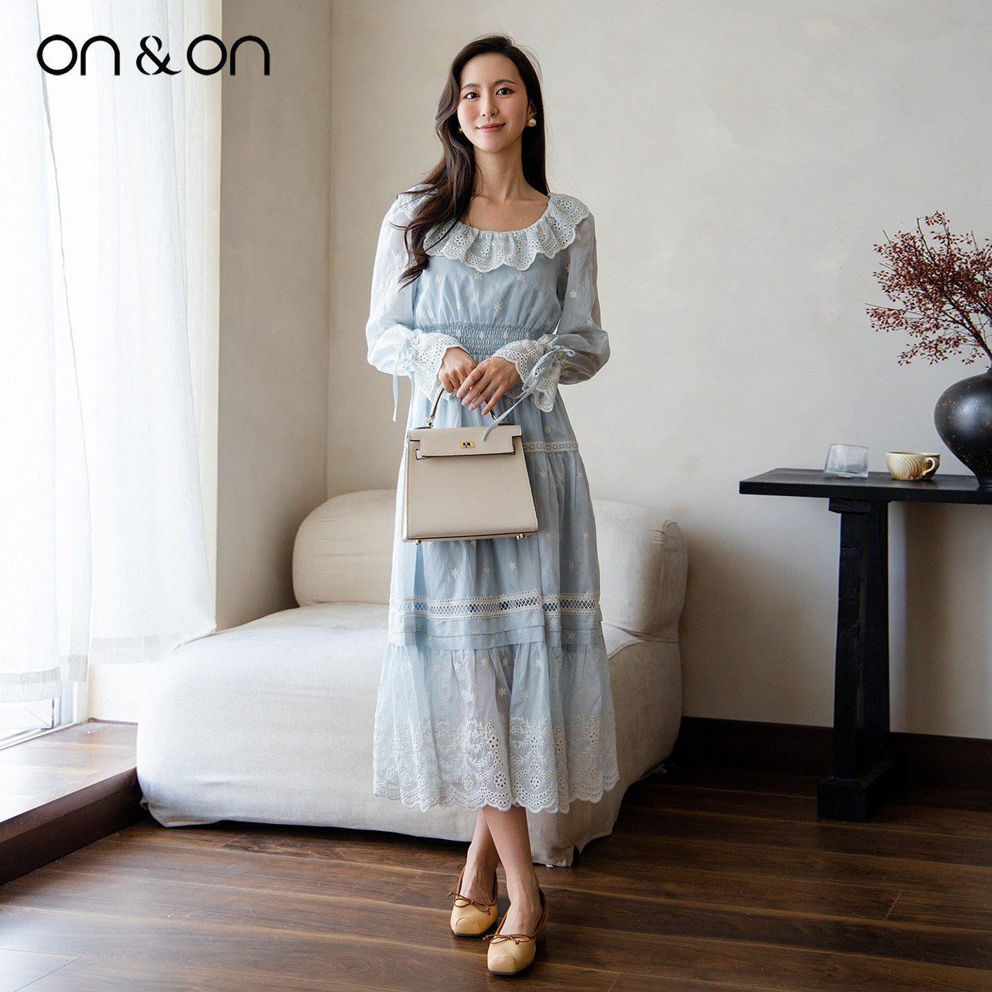 ON＆ON/安乃安2025秋冬新款法式荷叶边甜美收腰镂空绣花连衣