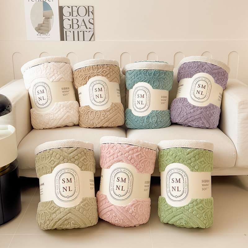 安懒懒 A类欧式350克雕花绒毛毯毯子空调礼品毯办公室午睡盖毯