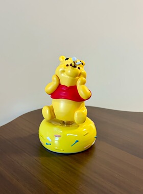 小熊维尼老友派对主题手办动漫维尼熊可爱卡通模型摆件桌面装饰
