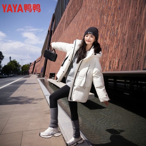 冬季时尚休闲宽松女士中