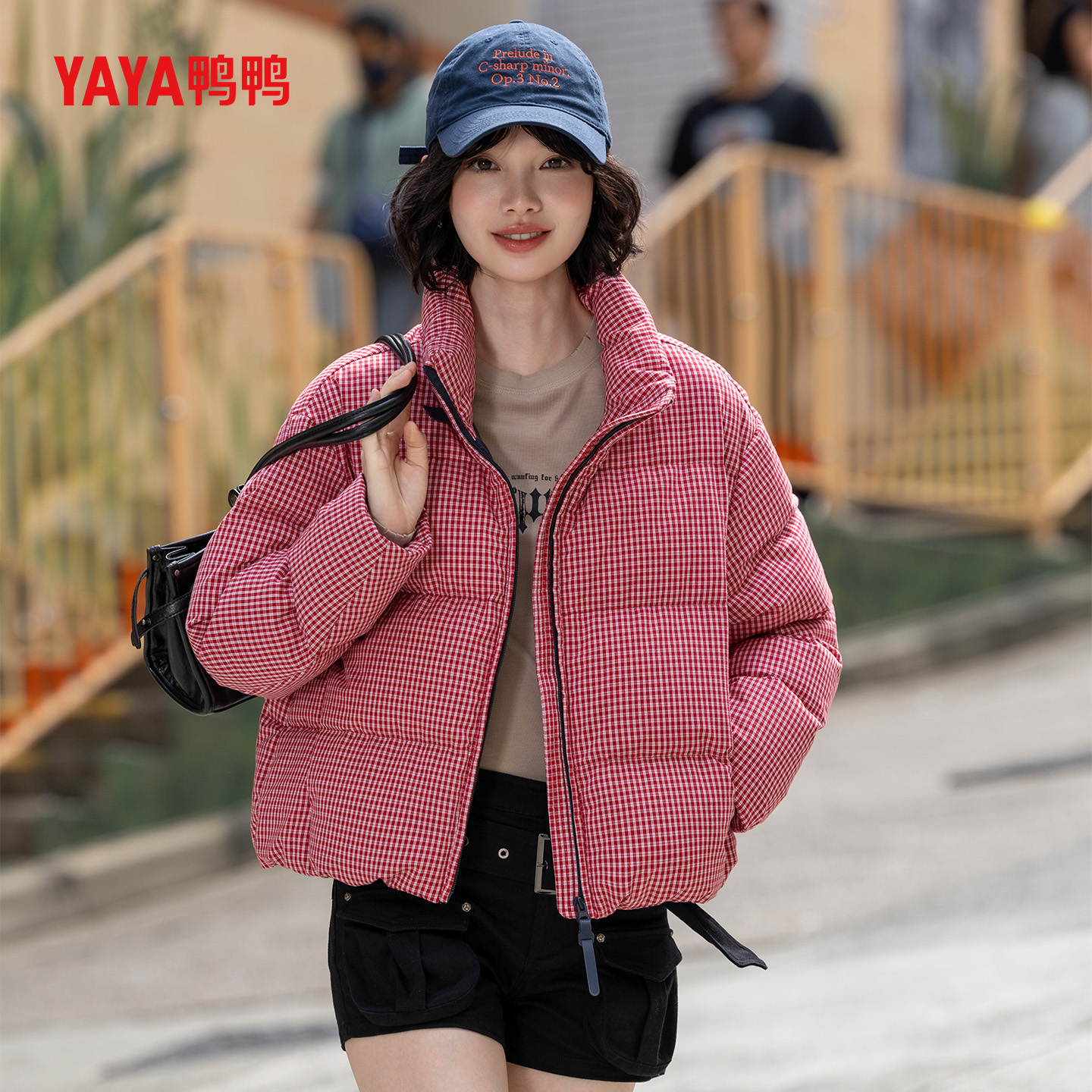 YAYA鸭鸭官方羽绒服短款千鸟格韩版宽松简约时尚加厚防寒保暖外套