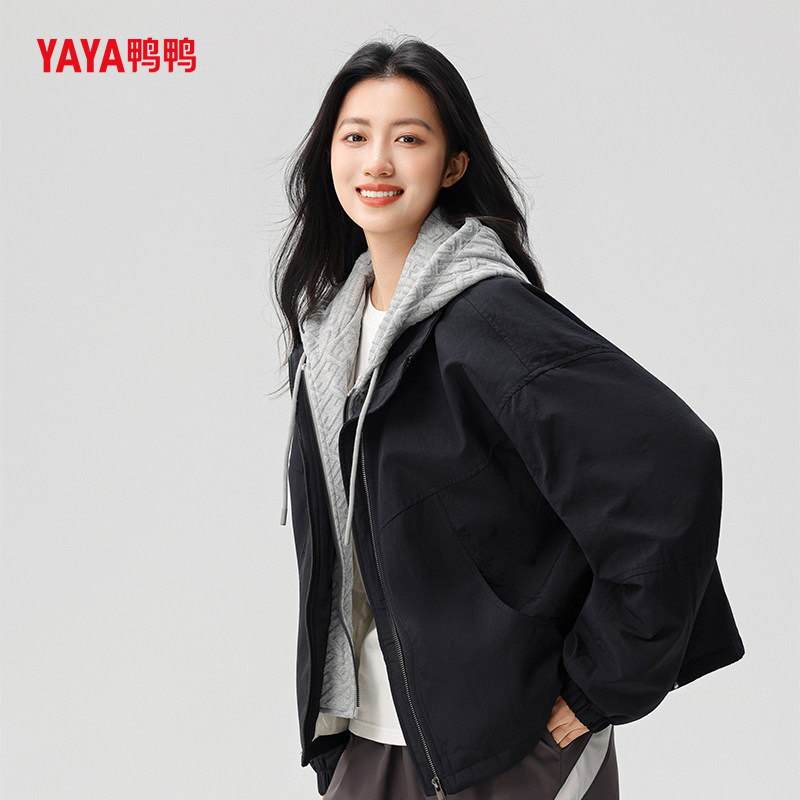 YAYA鸭鸭轻薄羽绒服女士2026秋冬新品时尚宽松款连帽百搭保暖外套
