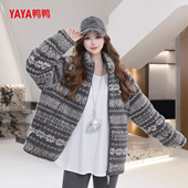 摇粒绒一手长休闲百搭羽绒服 YAYA鸭鸭2025冬情侣款 费尔岛元 素
