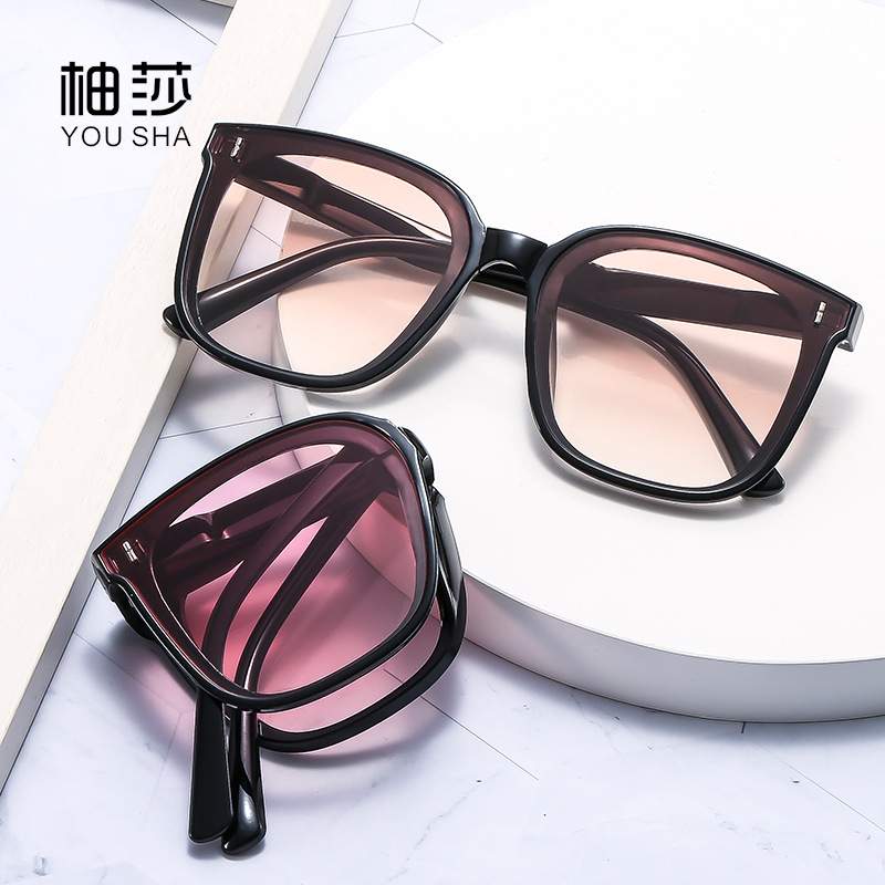 女2025新款高级感防晒防紫外线超轻眼镜时尚潮流折叠墨镜