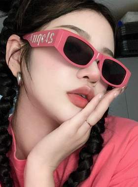 黑框朋克字母时尚 2022新款潮流ins嘻哈风高级感小脸墨镜女