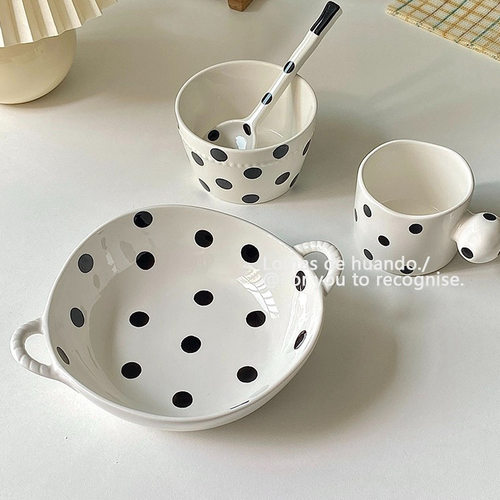 Especially beautiful Korean style black and white minimalist polka dot ceramic double ear irregular bowl, household ins