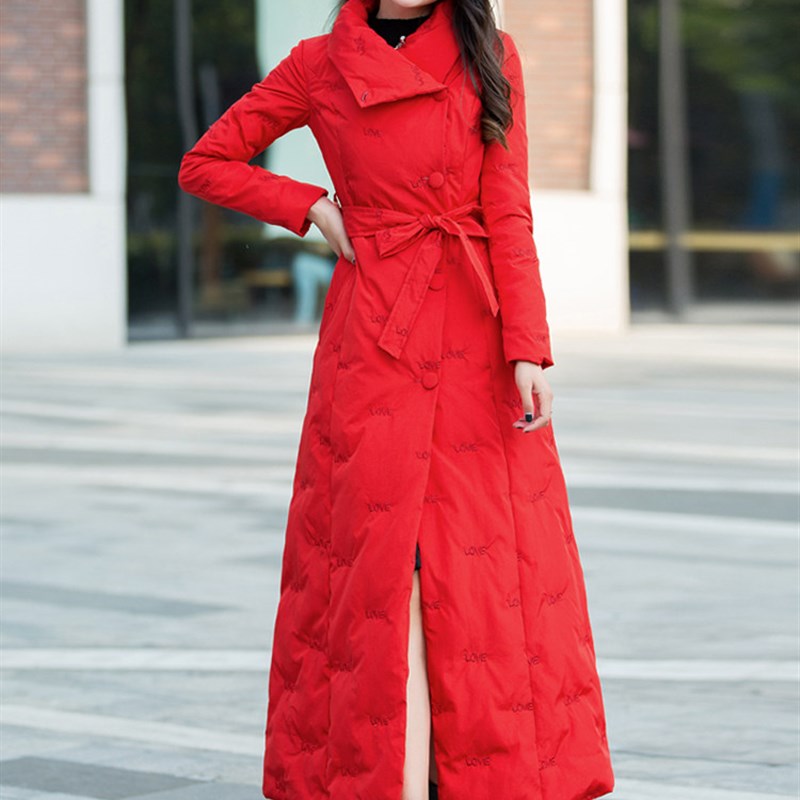 时尚细长羽绒服女性2025新款女性修身过膝轻量气质羽绒服冬季