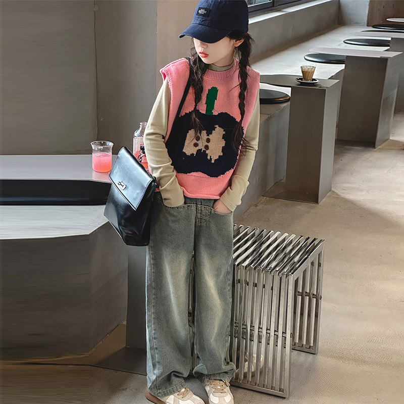女童秋装2023新款网红炸街套装洋派儿童马甲背心女孩直筒牛仔裤春