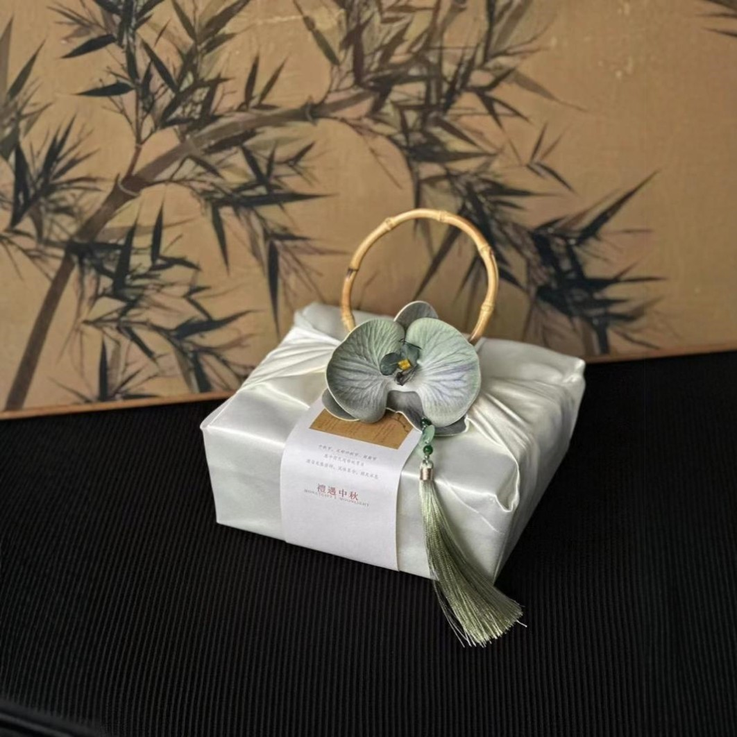 礼盒新中式绿盈兰花礼盒伴手礼礼盒婚礼送宾客商务公司礼物包装盒