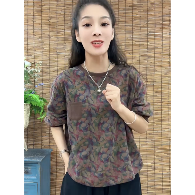 2025秋季新款洋气印花口袋圆领长袖卫衣宽松遮肉套头休闲上衣女潮
