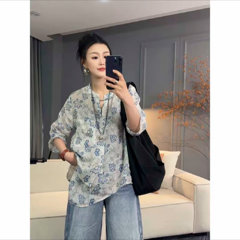 2026夏季休闲洋气舒适中式衬衫女气质百搭不规则蓝色印花苎麻上衣