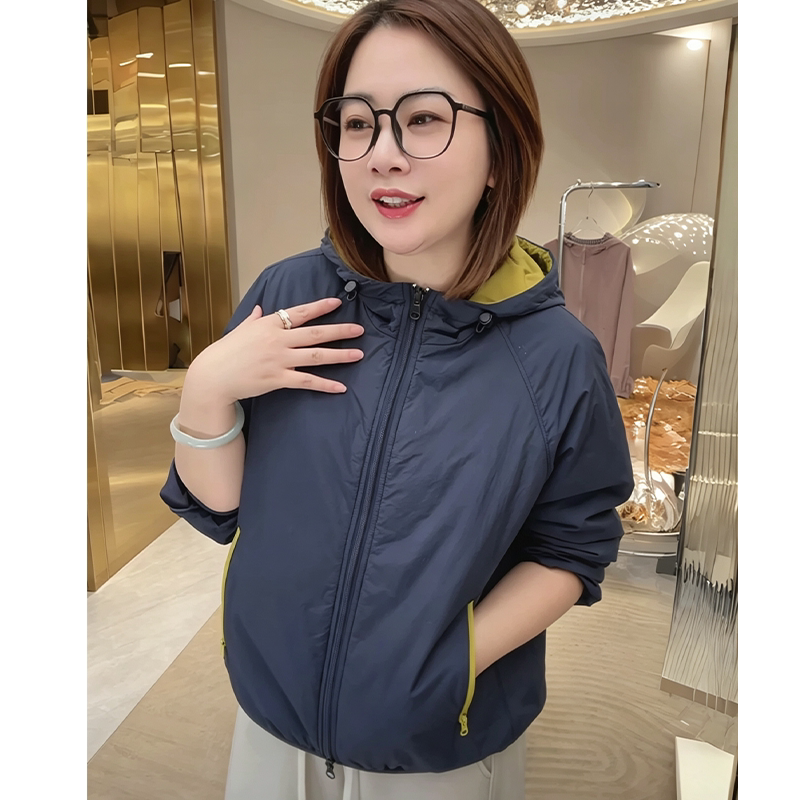 2026秋冬季新款时尚轻便棉服女双面穿保暖连帽显瘦百搭棉衣外套潮