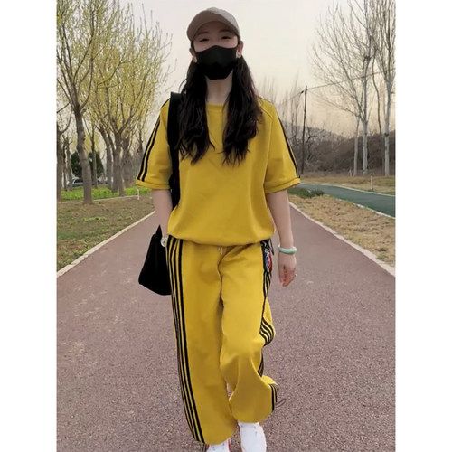 时尚圆领短袖卫裤两件套装